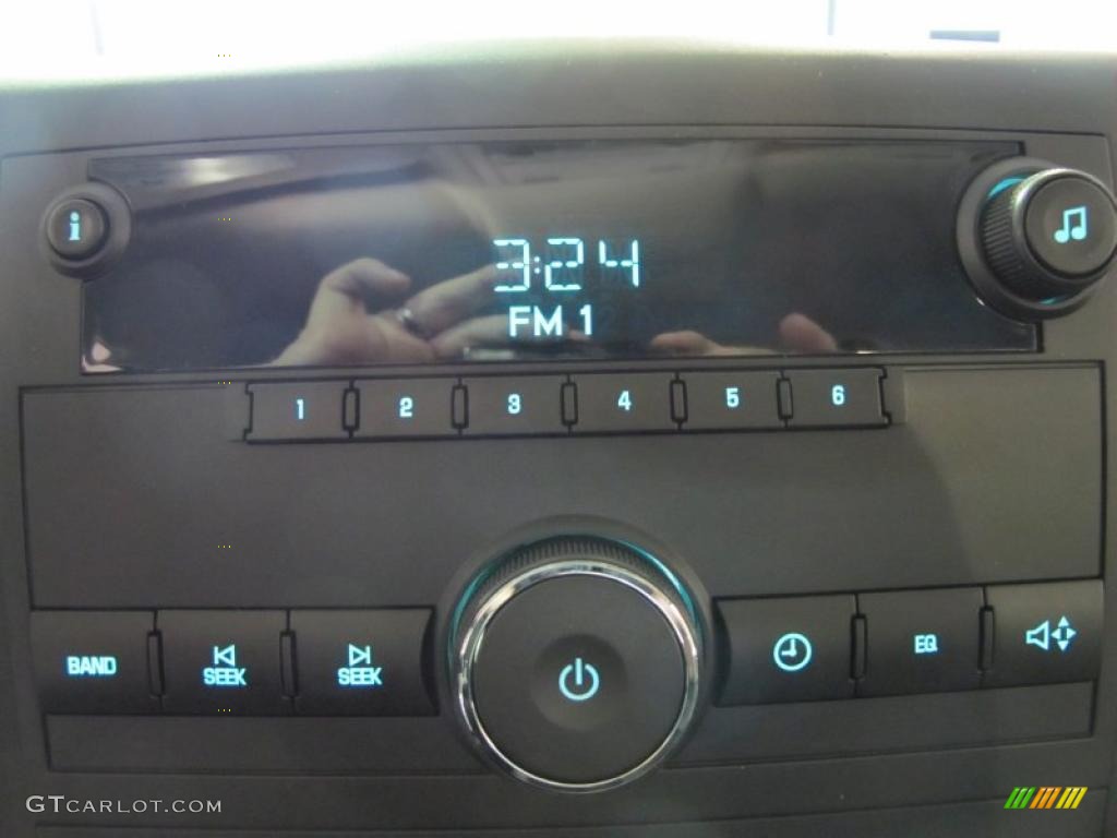 2011 GMC Sierra 1500 Regular Cab Controls Photo #41464414