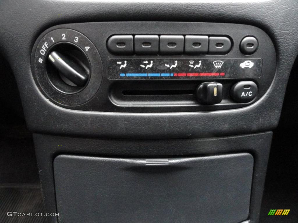 1997 Honda del Sol S Controls Photo #41464674