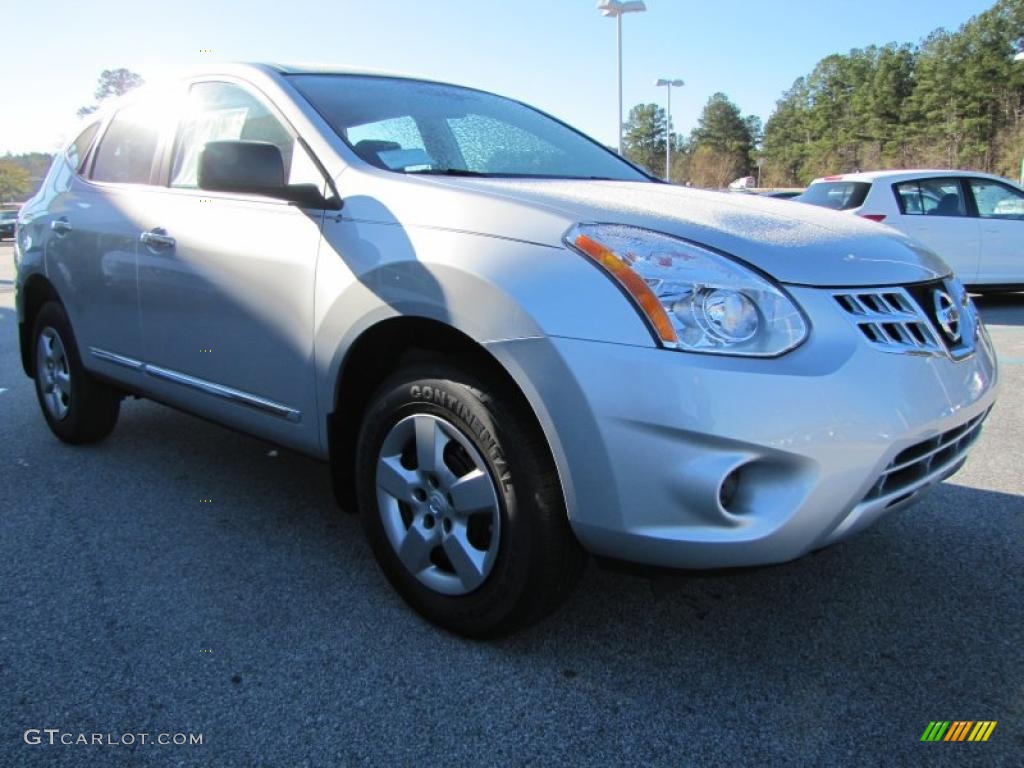 2011 Rogue S - Silver Ice Metallic / Black photo #6