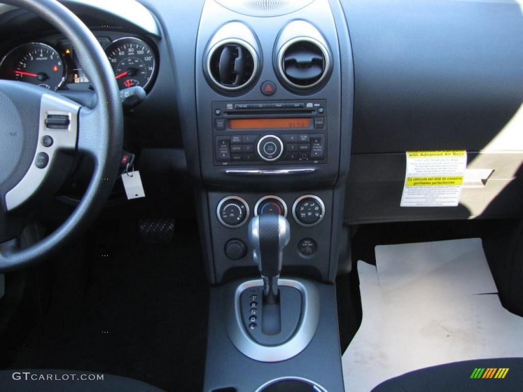2011 Rogue S - Silver Ice Metallic / Black photo #12