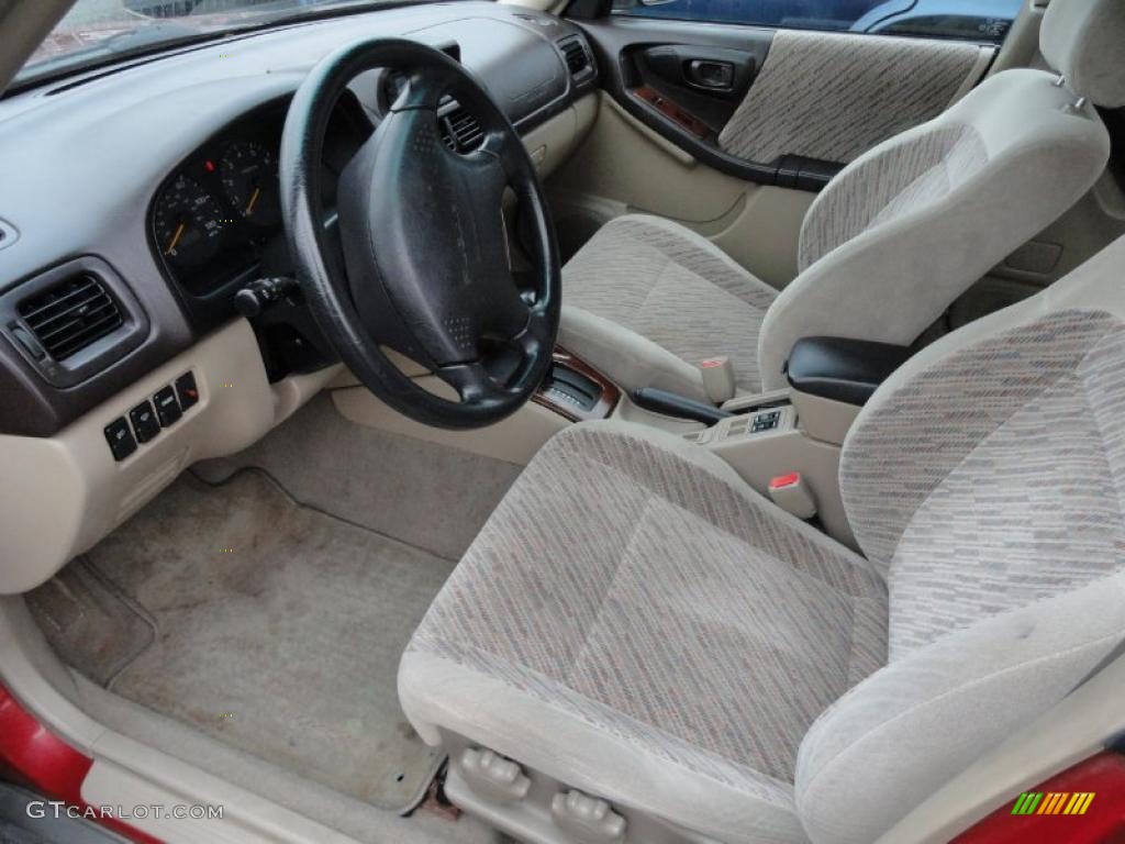 Beige Interior 2000 Subaru Forester 2.5 S Photo #41466718