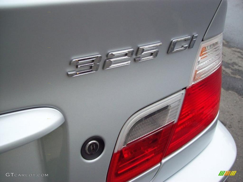 2002 BMW 3 Series 325i Coupe Marks and Logos Photo #41467862
