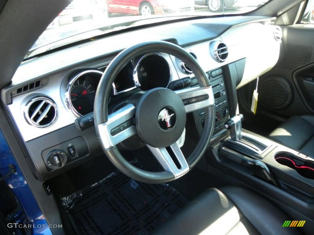 2009 Mustang V6 Premium Coupe - Vista Blue Metallic / Dark Charcoal photo #3