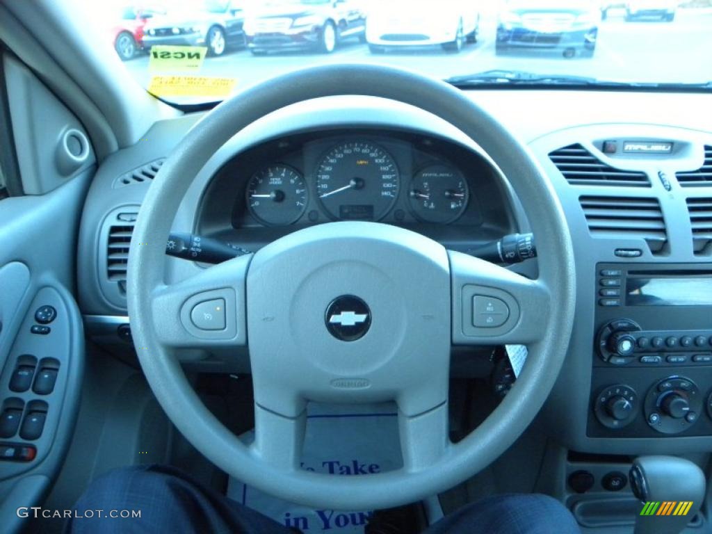 2005 Malibu LS V6 Sedan - White / Gray photo #31