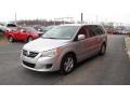 Mercury Silver Metallic - Routan SEL Photo No. 4