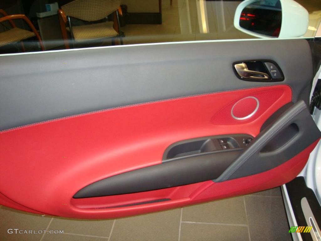 2011 Audi R8 Spyder 5.2 FSI quattro Red Nappa Leather Door Panel Photo #41470695