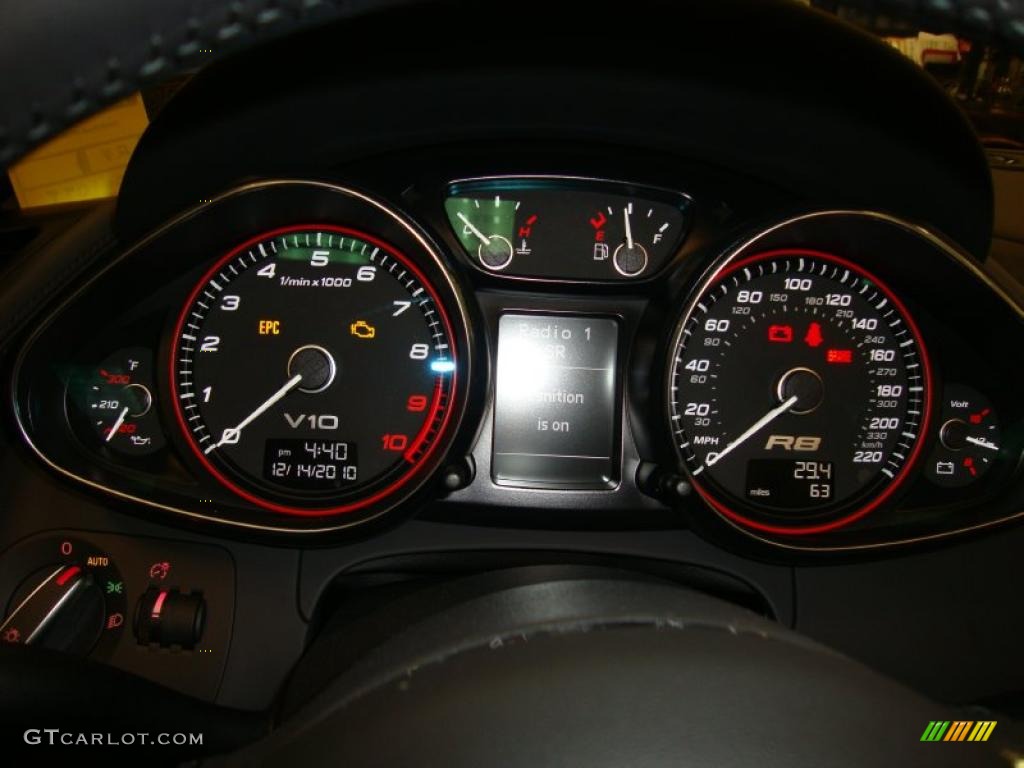 2011 Audi R8 Spyder 5.2 FSI quattro Gauges Photo #41470934