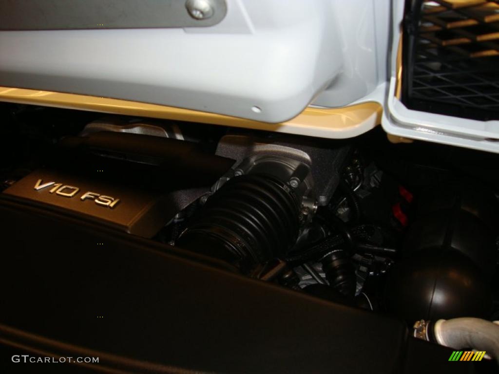 2011 Audi R8 Spyder 5.2 FSI quattro 5.2 Liter FSI DOHC 40-Valve VVT V10 Engine Photo #41471059