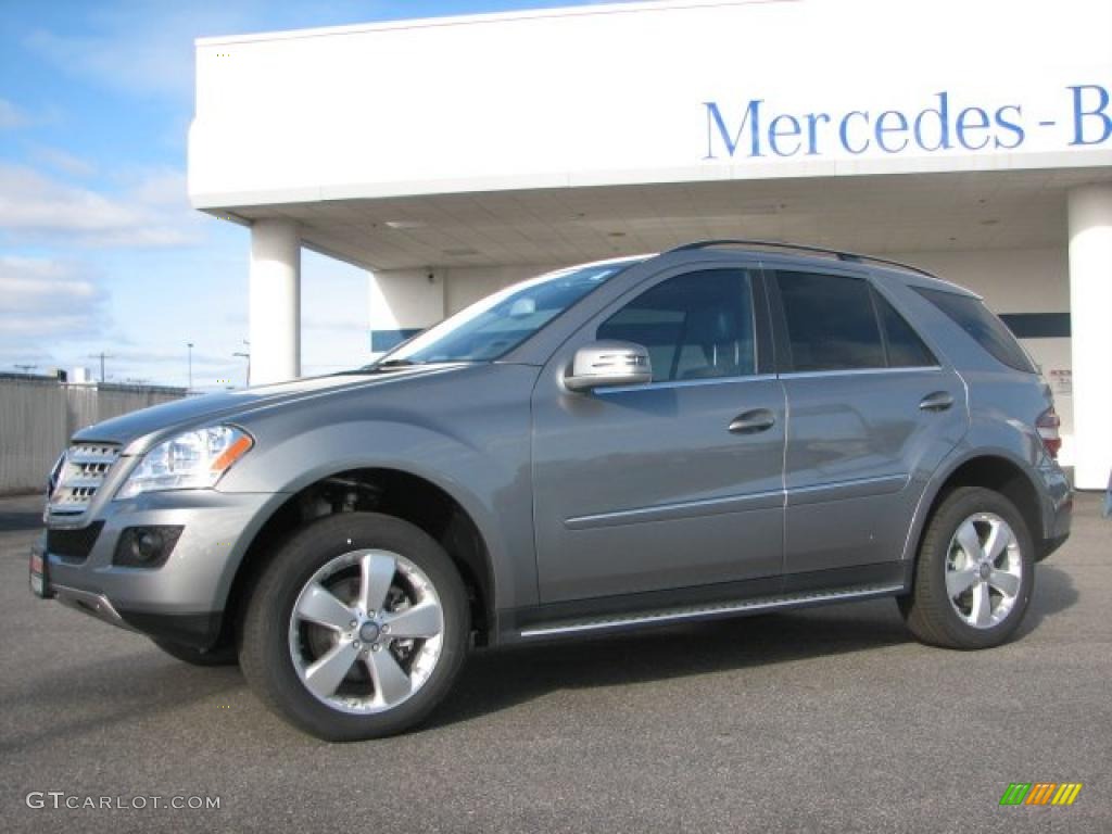 Palladium Silver Metallic Mercedes-Benz ML