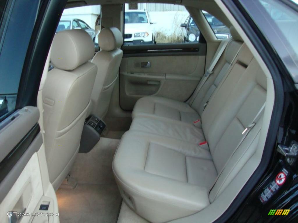Ecru Interior 2002 Audi S8 4.2 quattro Photo #41471559
