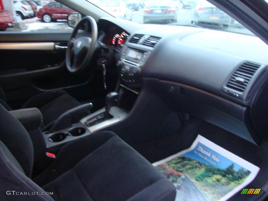 2006 Accord EX Coupe - Nighthawk Black Pearl / Black photo #21