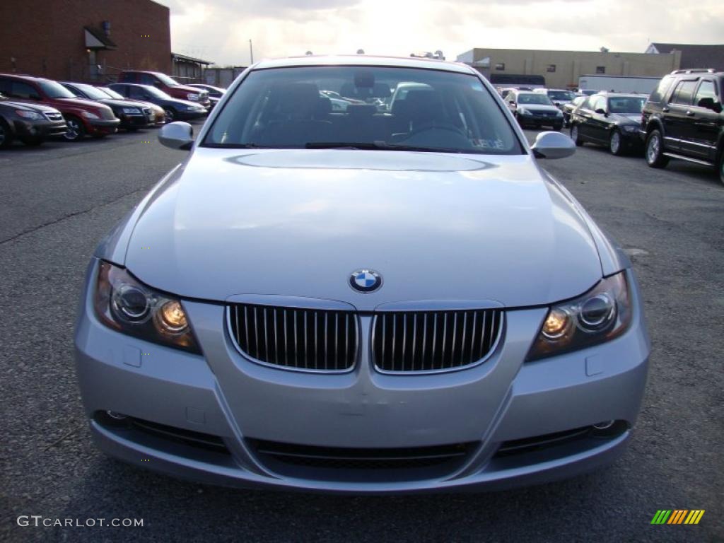 2006 3 Series 330xi Sedan - Titanium Silver Metallic / Black photo #3
