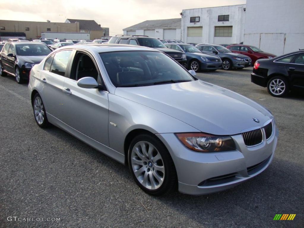 2006 3 Series 330xi Sedan - Titanium Silver Metallic / Black photo #4