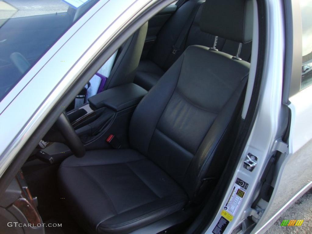 2006 3 Series 330xi Sedan - Titanium Silver Metallic / Black photo #18