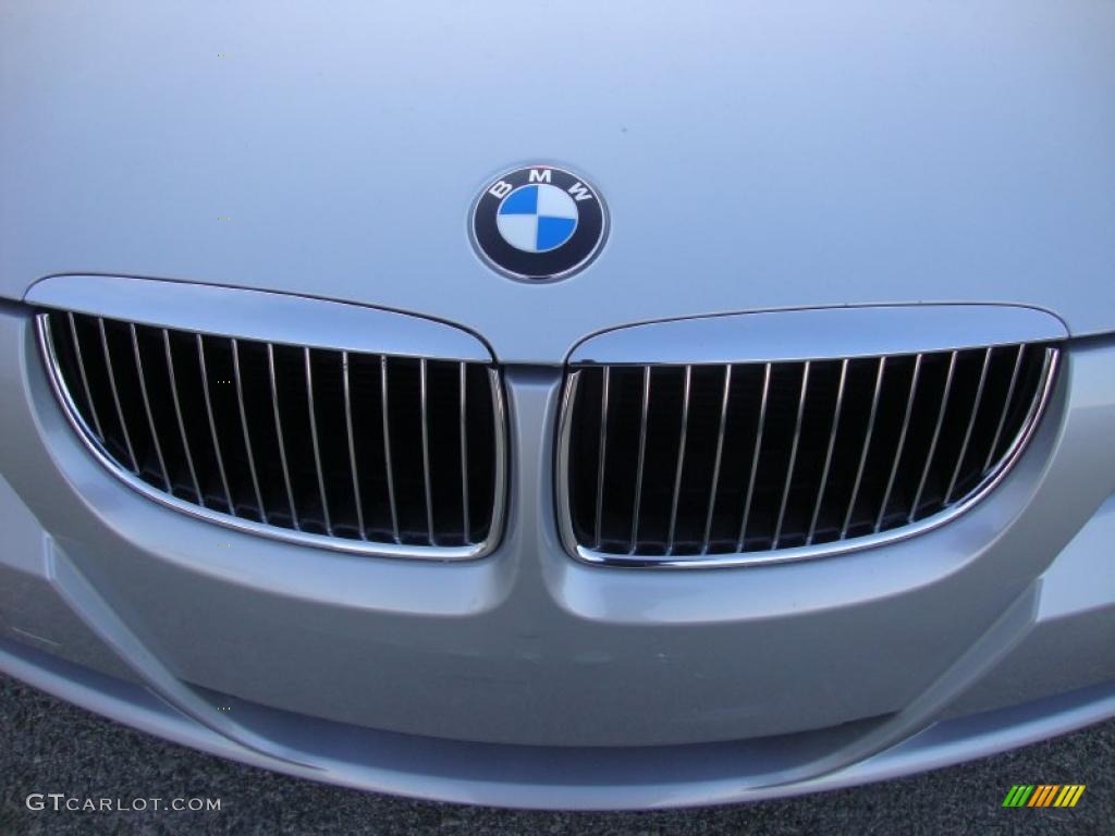 2006 3 Series 330xi Sedan - Titanium Silver Metallic / Black photo #38