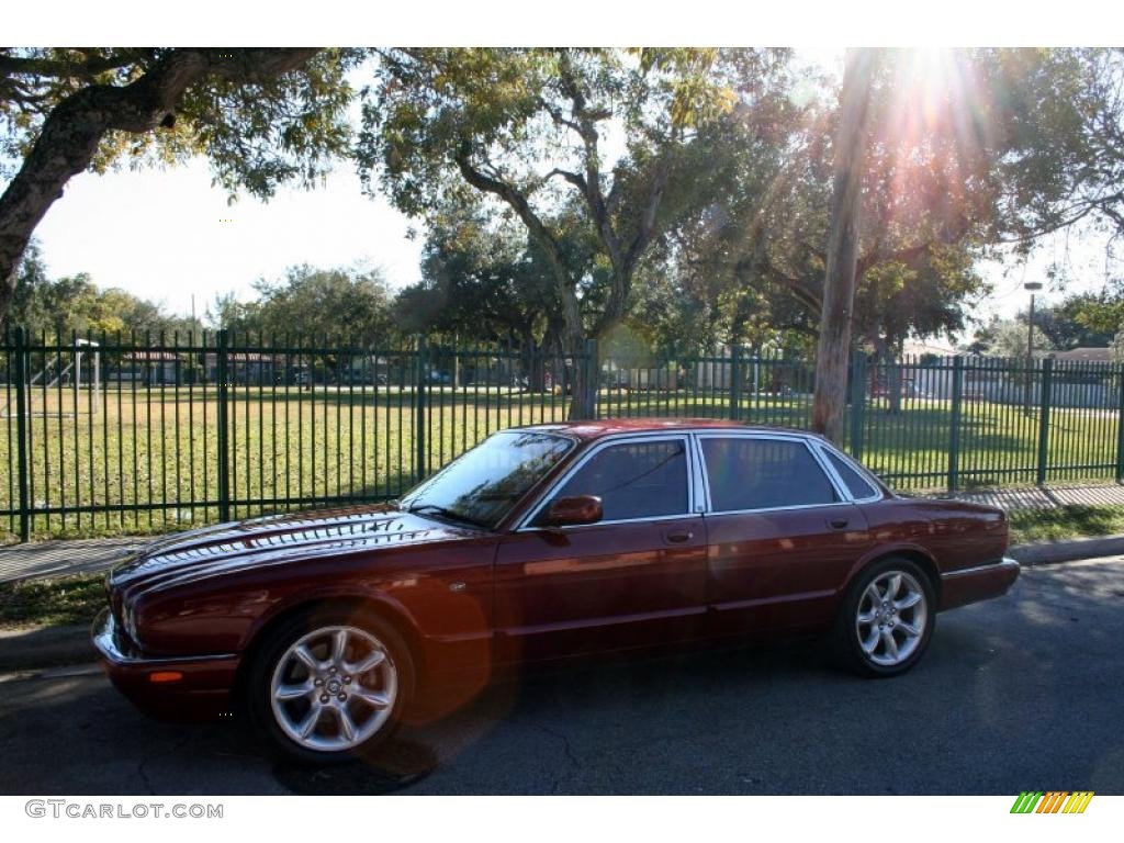 2001 XJ XJR - Carnival Red Metallic / Oatmeal photo #2