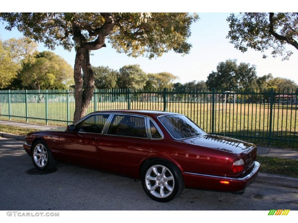 2001 XJ XJR - Carnival Red Metallic / Oatmeal photo #6