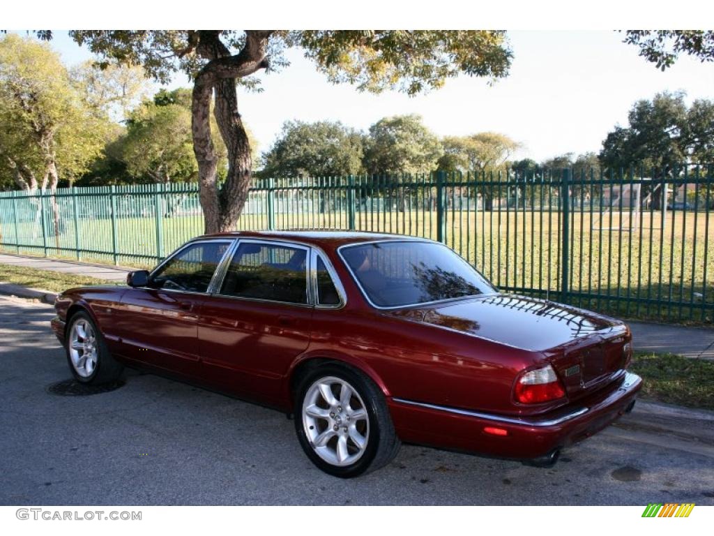 2001 XJ XJR - Carnival Red Metallic / Oatmeal photo #7