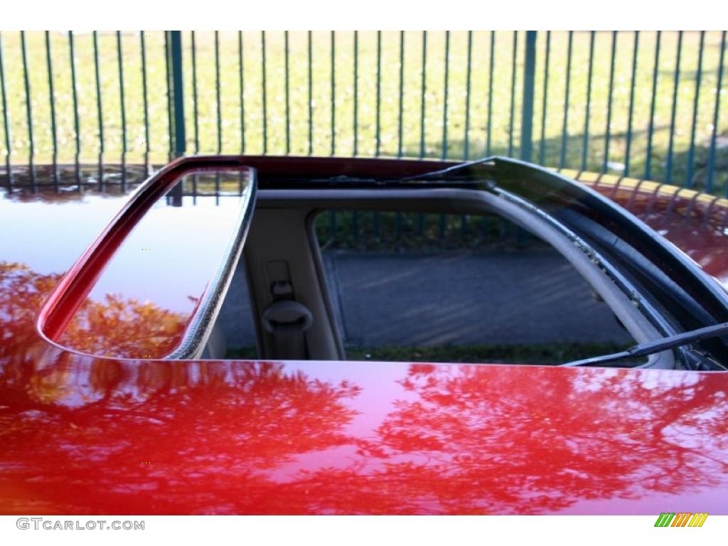 2001 XJ XJR - Carnival Red Metallic / Oatmeal photo #32
