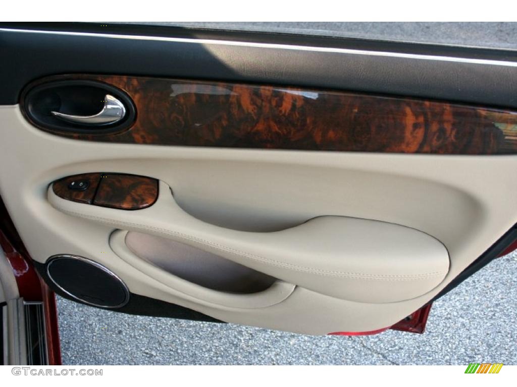 2001 XJ XJR - Carnival Red Metallic / Oatmeal photo #38