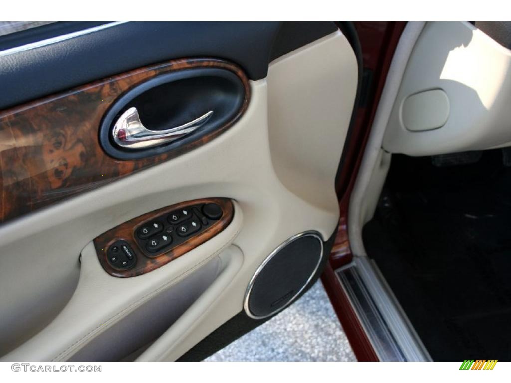 2001 XJ XJR - Carnival Red Metallic / Oatmeal photo #39