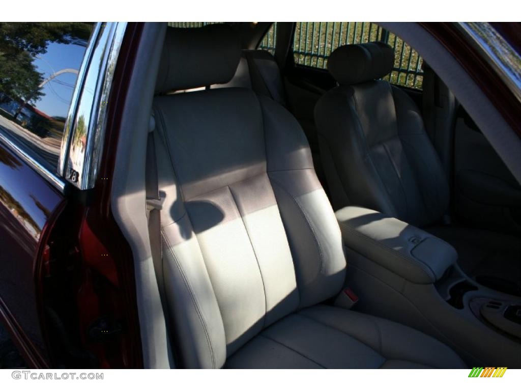 2001 XJ XJR - Carnival Red Metallic / Oatmeal photo #48