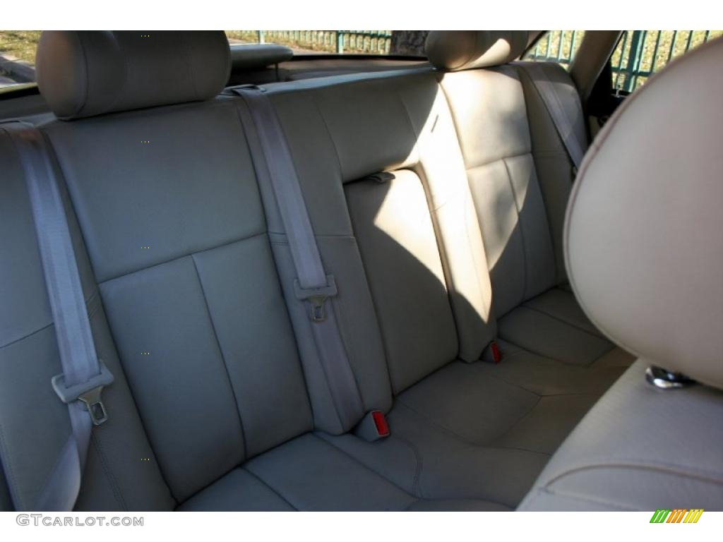 2001 XJ XJR - Carnival Red Metallic / Oatmeal photo #54