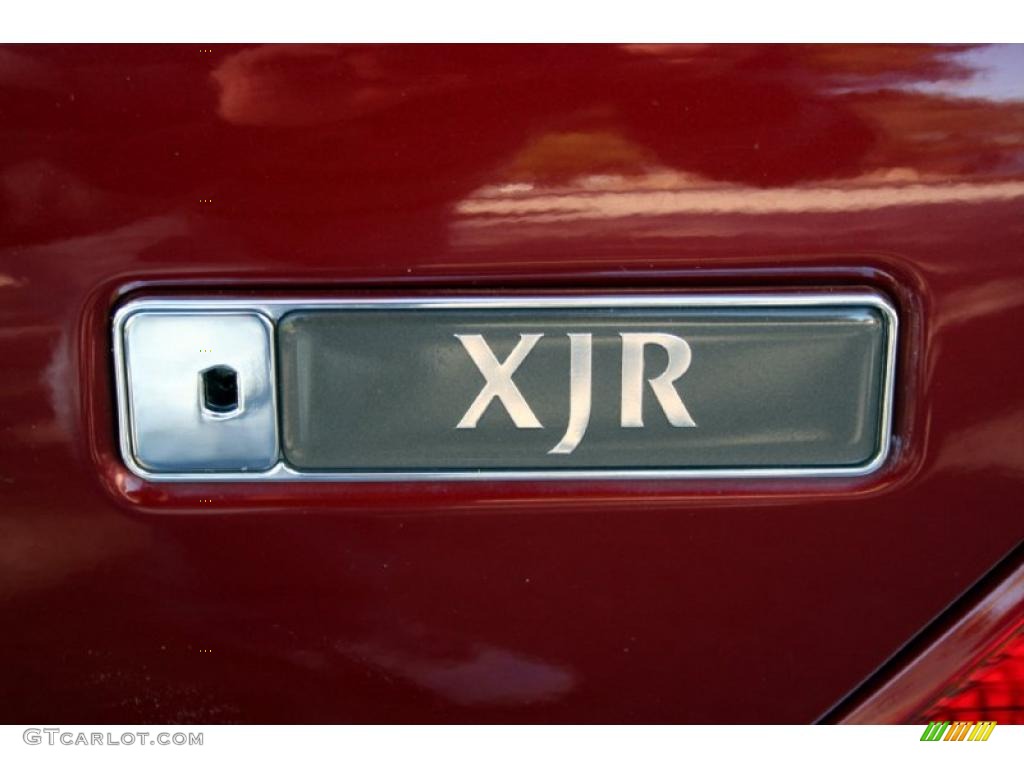 2001 Jaguar XJ XJR Marks and Logos Photos