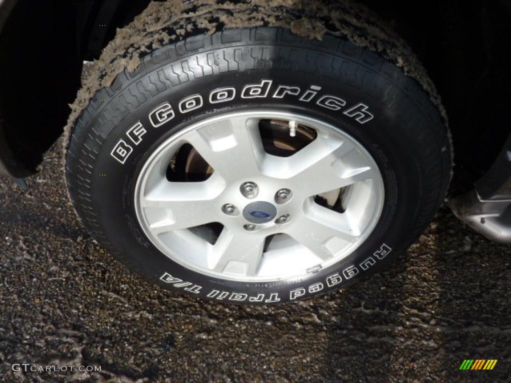 2004 Ford Explorer Eddie Bauer 4x4 Wheel Photo #41479023