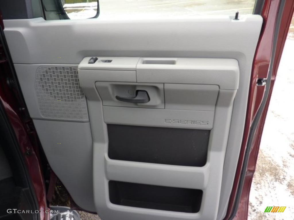 2010 Ford E Series Van E150 XLT Passenger Door Panel Photos
