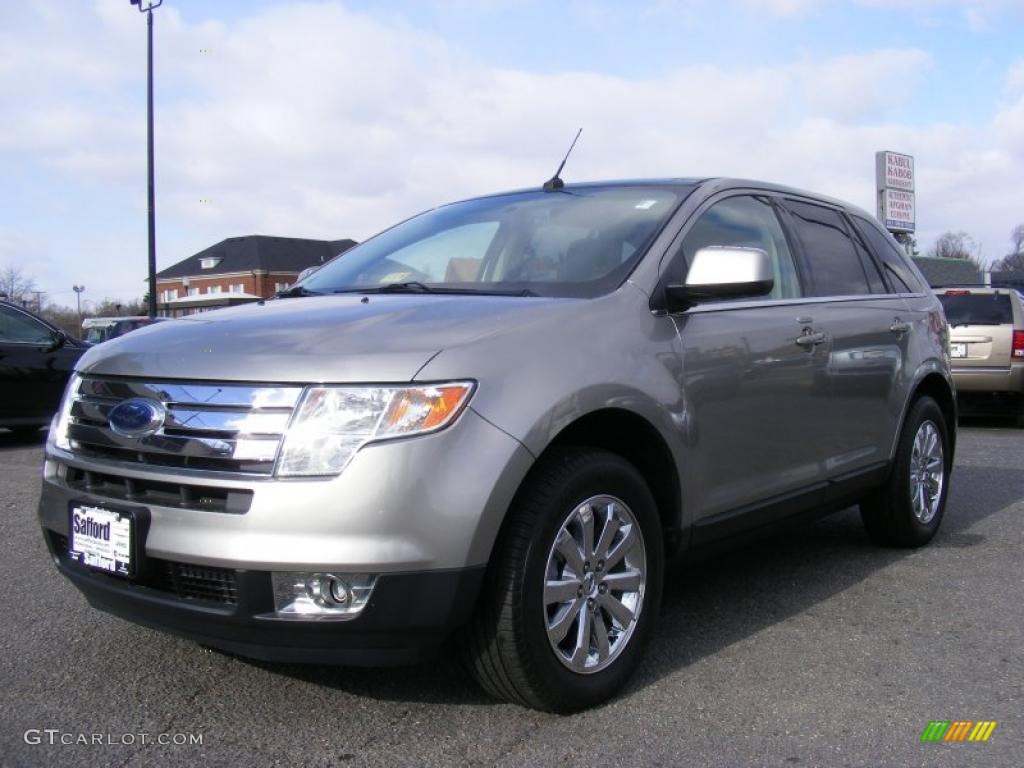 Vapor Silver Metallic Ford Edge