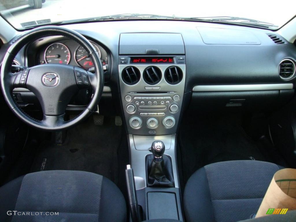 2005 Mazda MAZDA6 s Sport Hatchback Black Dashboard Photo #41480235