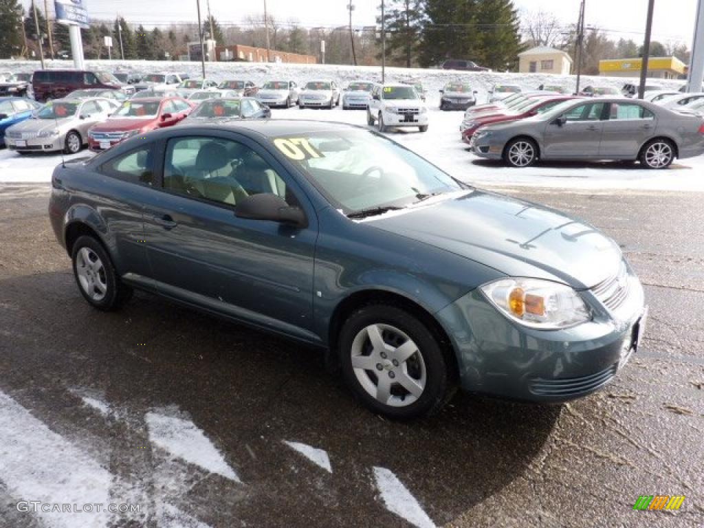 2007 Cobalt LS Coupe - Blue Granite Metallic / Gray photo #6