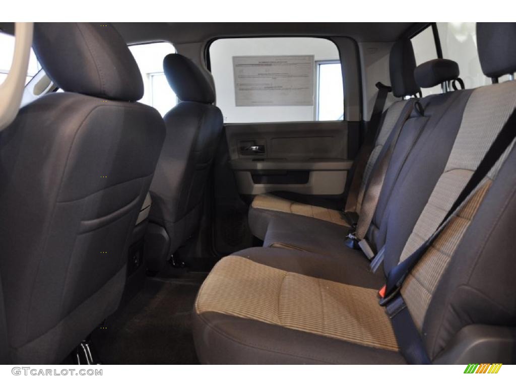 2011 Ram 1500 Big Horn Crew Cab - Deep Water Blue Pearl / Dark Slate Gray/Medium Graystone photo #17