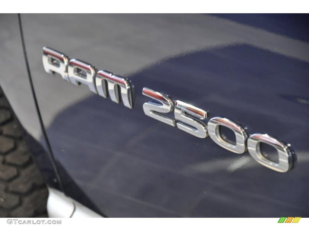 2004 Dodge Ram 2500 SLT Quad Cab Marks and Logos Photos