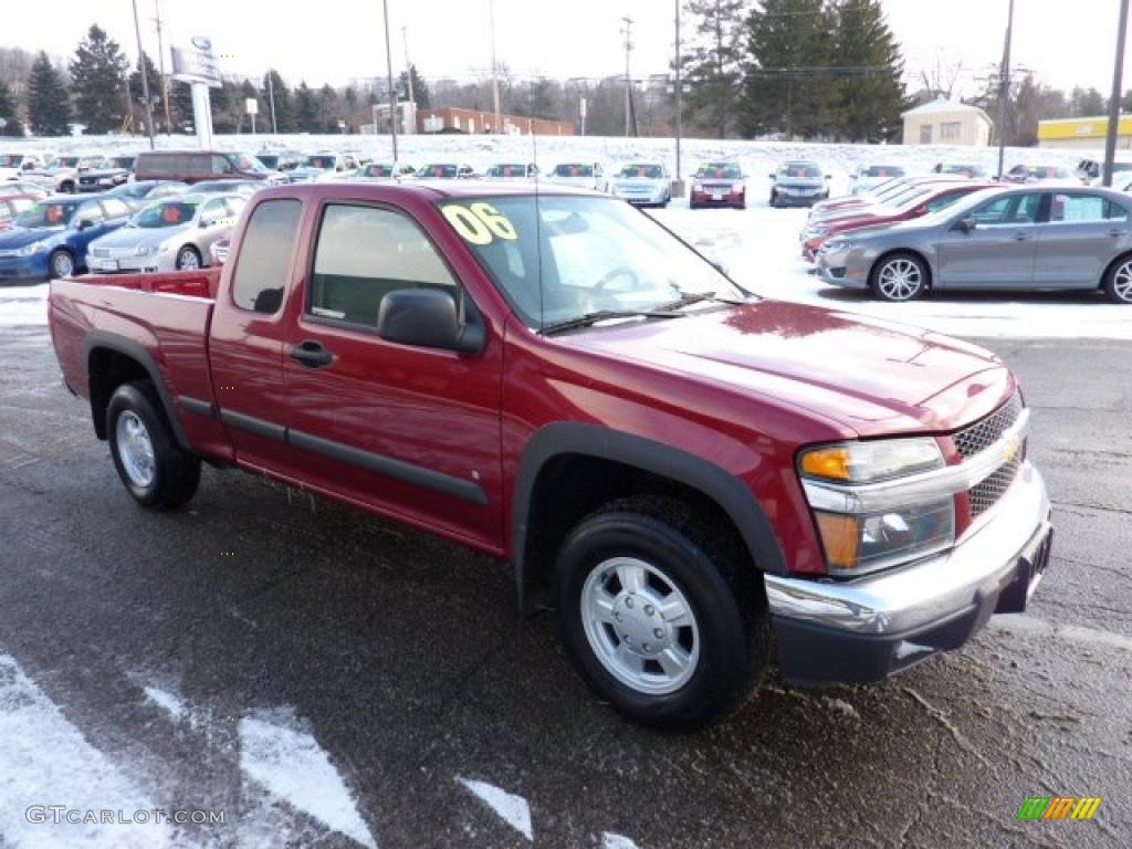 2006 Colorado Extended Cab - Cherry Red Metallic / Medium Pewter photo #6