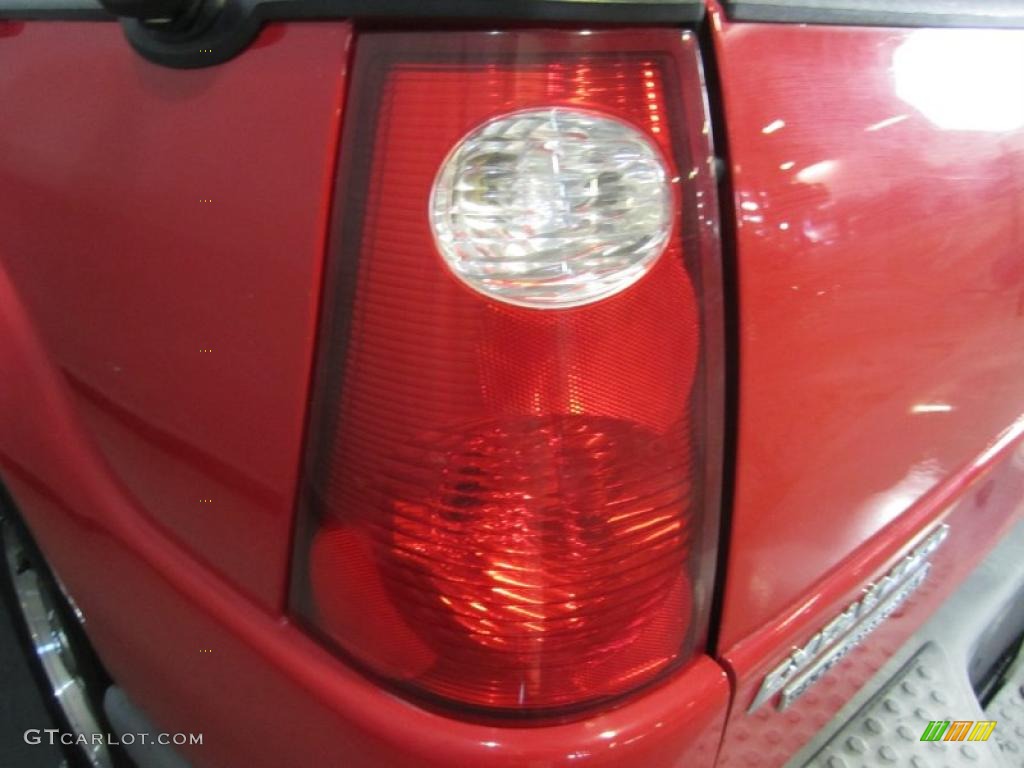 2005 Explorer Sport Trac XLS 4x4 - Bright Red / Medium Dark Flint photo #13