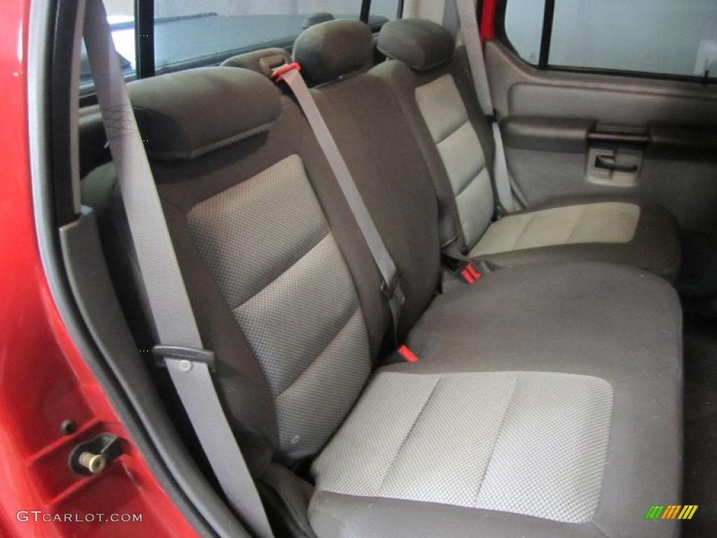 2005 Explorer Sport Trac XLS 4x4 - Bright Red / Medium Dark Flint photo #18