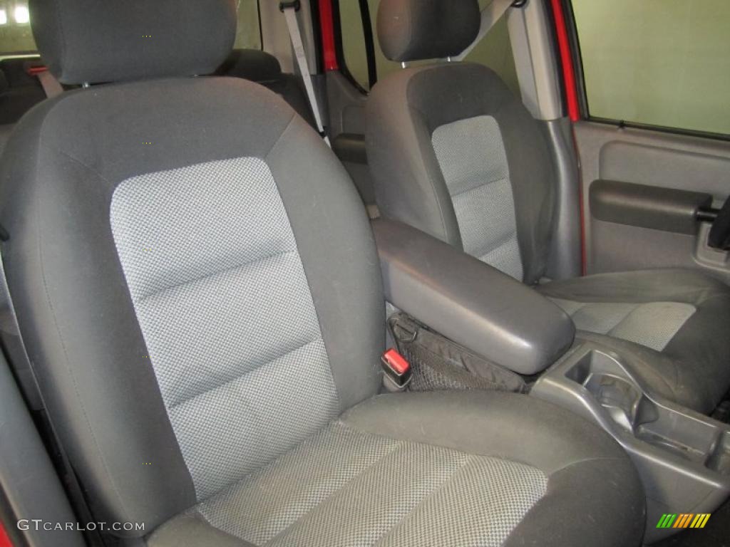 2005 Explorer Sport Trac XLS 4x4 - Bright Red / Medium Dark Flint photo #20