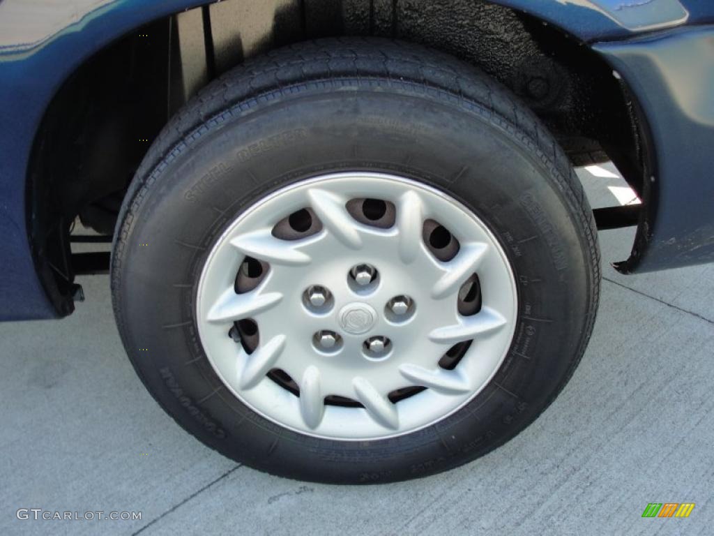 2001 Chrysler Voyager Standard Voyager Model Wheel Photo #41485111