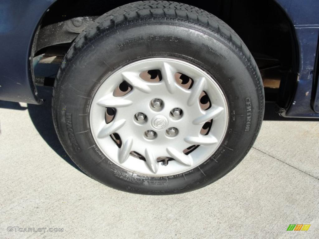 2001 Chrysler Voyager Standard Voyager Model Wheel Photo #41485123