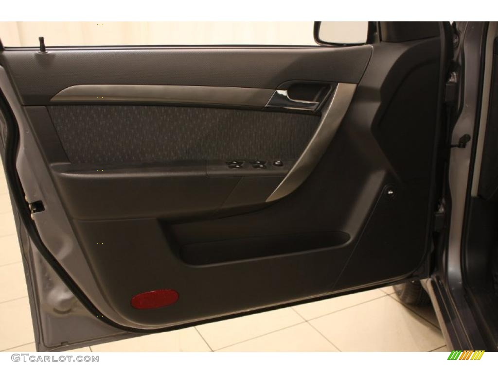2007 Chevrolet Aveo LT Sedan Charcoal Black Door Panel Photo #41485239