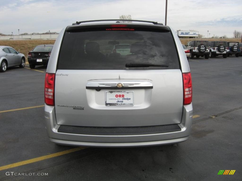 2008 Town & Country Touring Signature Series - Bright Silver Metallic / Medium Slate Gray/Light Shale photo #6