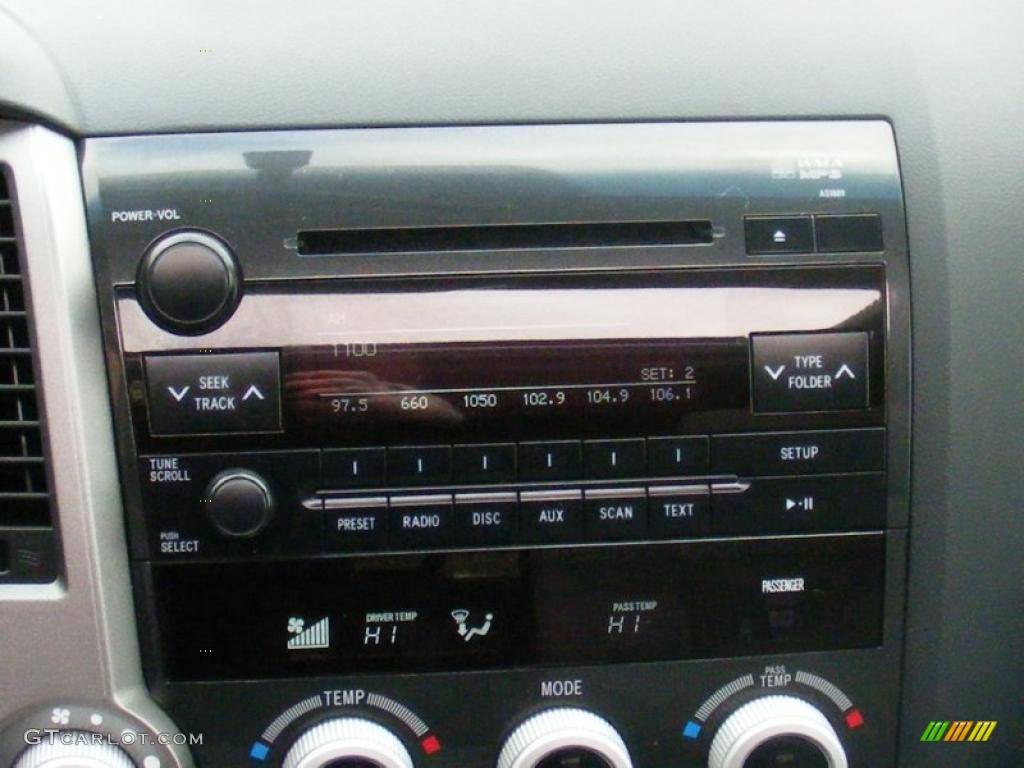 2010 Toyota Sequoia SR5 4WD Controls Photo #41487419