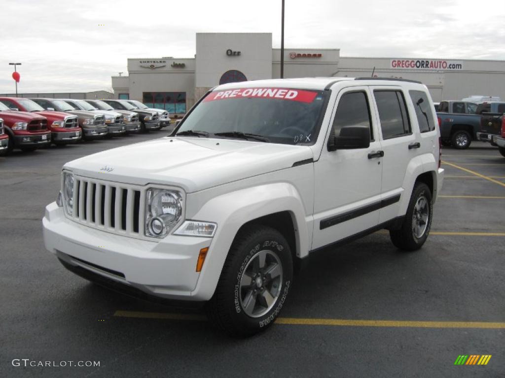 Stone White Jeep Liberty