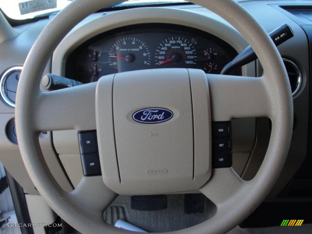 2006 F150 XLT SuperCrew 4x4 - Oxford White / Tan photo #40