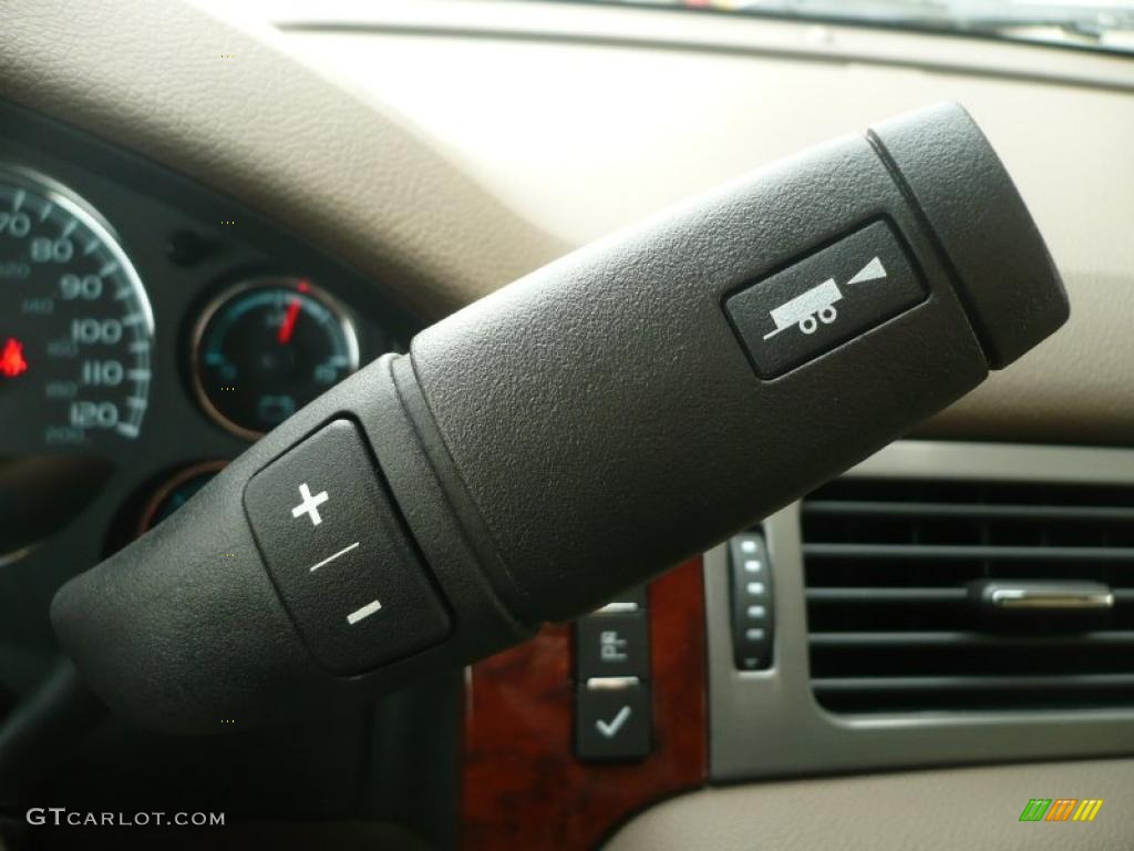 2011 GMC Yukon SLT 4x4 6 Speed Automatic Transmission Photo #41490146