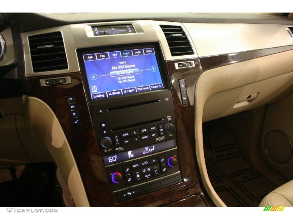 2009 Cadillac Escalade Standard Escalade Model Controls Photo #41490967