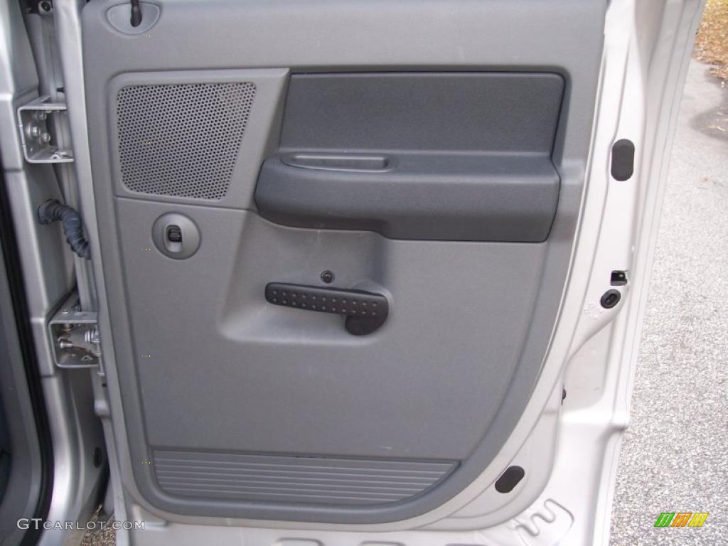 2008 Ram 1500 SXT Quad Cab - Bright Silver Metallic / Medium Slate Gray photo #22