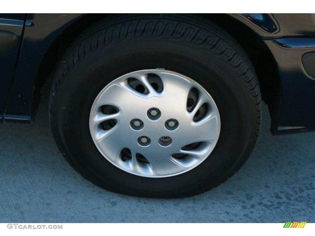 2003 Chevrolet Venture Standard Venture Model Wheel Photo #41496858